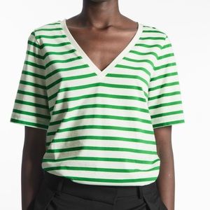 Frame V Neck T-Shirt